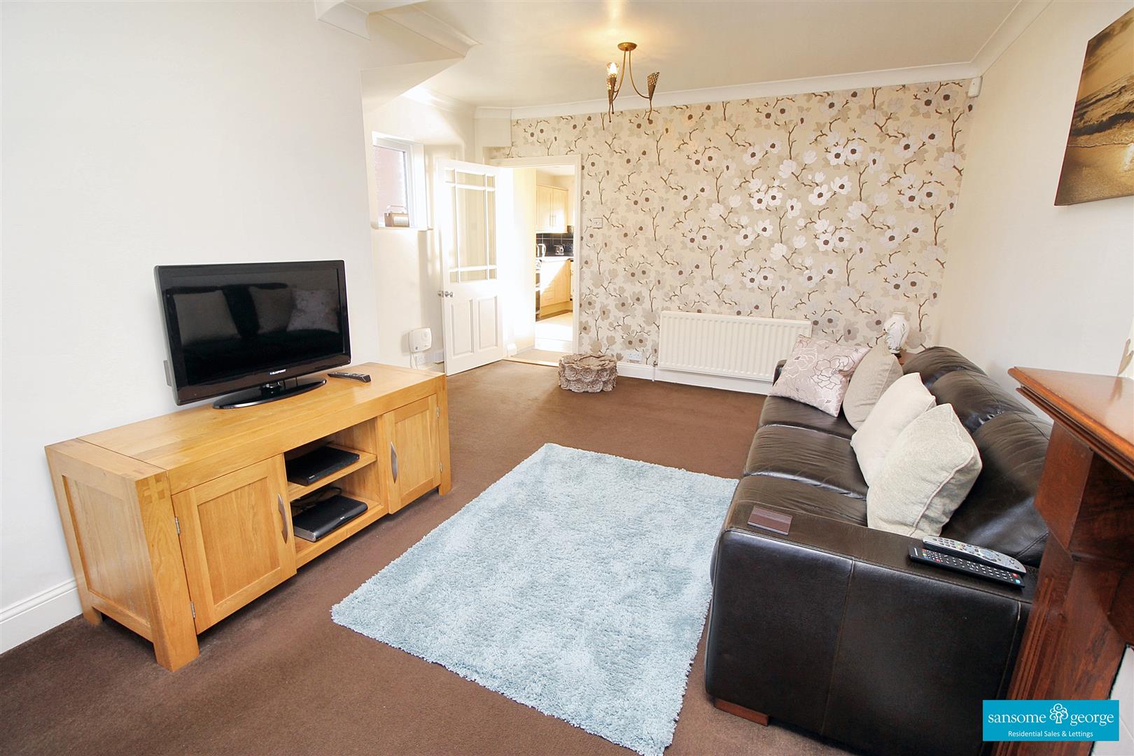 2 bed property in Glenwood Drive, Tilehurst